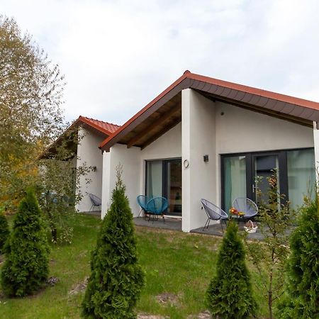 Sadova Park Villa Ślesin Exteriör bild