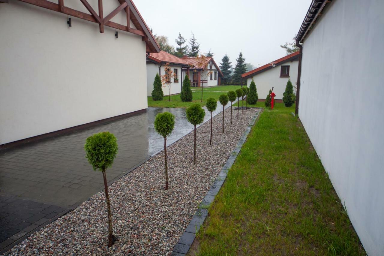 Sadova Park Villa Ślesin Exteriör bild
